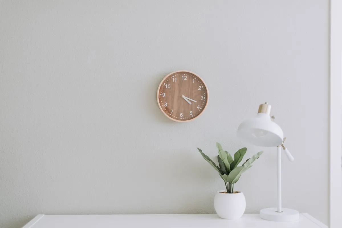 Teak vs Sheesham: Which Wood Should You Choose for Your Furniture?